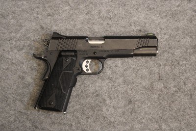 Kimber ~ Custom II ~ .45 ACP
