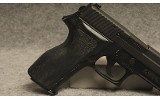 SIG SAUER ~ P226 ~ .40 S&W - 3 of 6