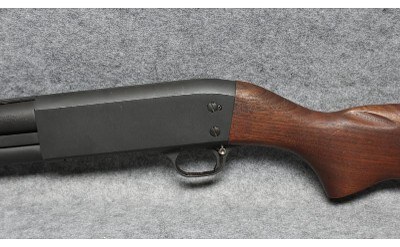 Ithaca ~ Model 37 Featherlight ~ 12 Gauge - Image 9 of 10
