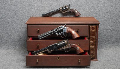 Colt ~ United States Bicentennial Three Revolver Set - Image 1 of 15