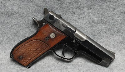 Smith & Wesson ~ 39-2 ~ 9mm Luger - Image 1 of 2