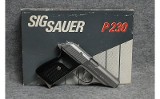 SIG Sauer - P230 SL - 9MM KURZ - Image 3 of 3
