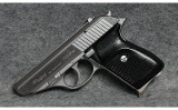 SIG Sauer - P230 SL - 9MM KURZ - Image 2 of 3