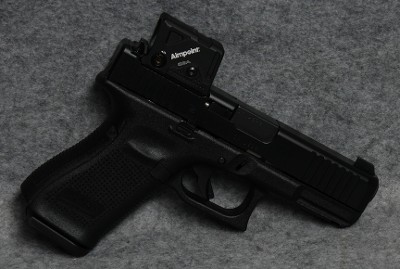 Glock ~ 19 Gen 5 ~ 9MM Luger - Image 1 of 2