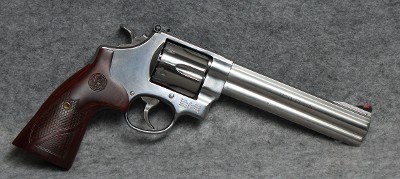 Smith & Wesson ~ 629-6 ~ .44 Magnum - Image 1 of 2