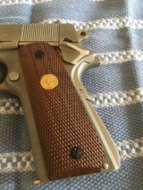 Colt Combat Commander 45 Satin Nickel - 7 of 14