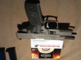 SIG SAUER P 226 9MM SCORPION ELITE + 4 FACTORY 15 ROUND MAGS - 3 of 6