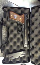 Beretta FBI Academy Pistol - 2 of 4