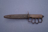 WW1 US Model 1918 LF&C Trench Knife with Original Scabbard - 4 of 9