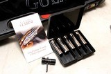 Caesar Guerini
Magnus Grade 28ga, 28" CASE COLORS & SELECT WOOD - 12 of 19