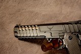 HAYES CUSTOM SVI SIGHT TRACKER 5.4