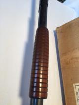 Winchester MOD 12 MFG 1941 with original box - 11 of 19