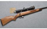 Weatherby Vanguard, Friends of the NRA Rifle of the Year 2013 - 1 of 9