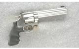 Smith & Wesson Model 629-5 Classic Revolver .44 - 1 of 2