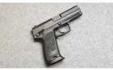 Heckler & Koch USP40-V2 in .45 ACP - 1 of 2