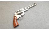 Ruger Redhawk in .44 Magnum - 1 of 2