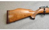 Weatherby Mark V in .300 Magnum - 3 of 7