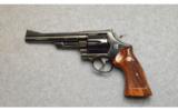 Smith & Wesson Model 57 in .41 Remington Magnum - 2 of 4