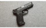 Smith & Wesson M&P40 M 2.0 in .40 S&W - 1 of 2