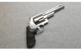 Smith & Wesson 500 in .500 S&W Magnum - 1 of 2
