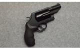 Smith & Wesson Govenor in .45 Colt - .410 - 1 of 2