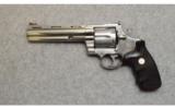 Colt Anaconda in .44 Magnum - 2 of 4