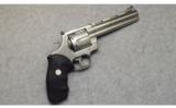 Colt Anaconda in .44 Magnum - 1 of 4