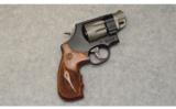 Smith & Wesson ~ 327 Performance Center ~ .357 Mag - 1 of 2