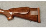 Weatherby ~ Vanguard Deluxe ~ .300 Weatherby Mag - 8 of 9