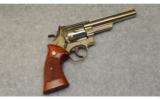 Smith & Wesson ~ 57 ~ 41 Magnum - 1 of 2