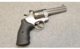 Smith & Wesson ~ 629-6 ~ .44 Magnum - 1 of 4