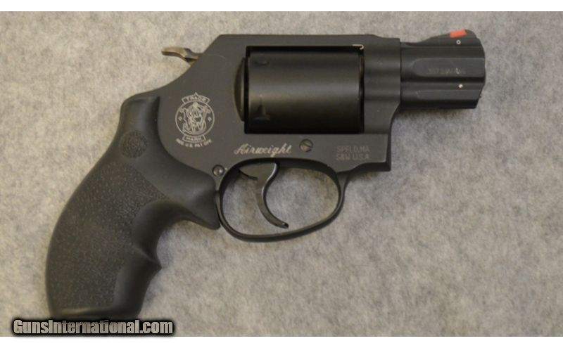 Smith & Wesson ~ 360 J Airweight ~ .357 Magnum