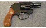 Smith & Wesson ~ 38 Airweight ~ .38 Special - 1 of 2