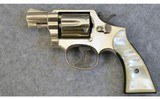 Smith & Wesson ~ Model 10-5 ~ .38 S&W Special - 2 of 4