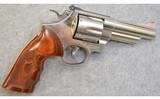 Smith & Wesson ~ 29-3 ~ 44 Magnum - 1 of 4