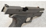 SIG Sauer ~ P226 ~ 9 mm Luger - 5 of 5