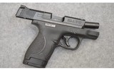 Smith & Wesson ~ M&P 9 Shield ~ 9 mm Luger - 2 of 5