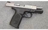 Smith & Wesson ~ SD9 VE ~ 9 mm Luger - 2 of 3