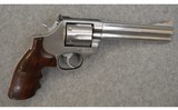 Smith & Wesson ~ 686-1 ~ .357 Magnum / 38 Special - 1 of 3