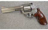 Smith & Wesson ~ 686-1 ~ .357 Magnum / 38 Special - 2 of 3