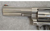 Smith & Wesson ~ 629-6 ~ 44 Magnum - 3 of 5