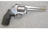 Smith & Wesson ~ 686-6 ~ 357 Magnum - 1 of 5