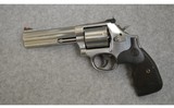 Smith & Wesson ~ 686-6 ~ 357 Magnum - 2 of 3