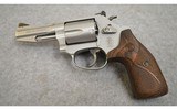 Smith & Wesson ~ 60-15 Pro Series ~ 357 Magnum - 2 of 3