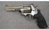 Smith and Wesson ~ 629-4 ~ 44 Magnum - 3 of 3
