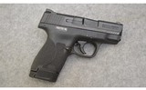 Smith & Wesson ~ M&P 9 Shield M2.0 ~ 9 MM Luger - 1 of 2