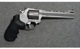 Taurus ~ 627 Tracker ~ 357 Magnum - 1 of 2