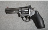 Smith & Wesson ~ 686-6 ~ 357 Magnum - 2 of 2