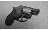Smith & Wesson ~ 340 PD ~ 357 magnum - 1 of 2