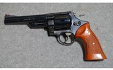 Smith & Wesson ~ 29-2 ~ 44 Magnum - 2 of 2
